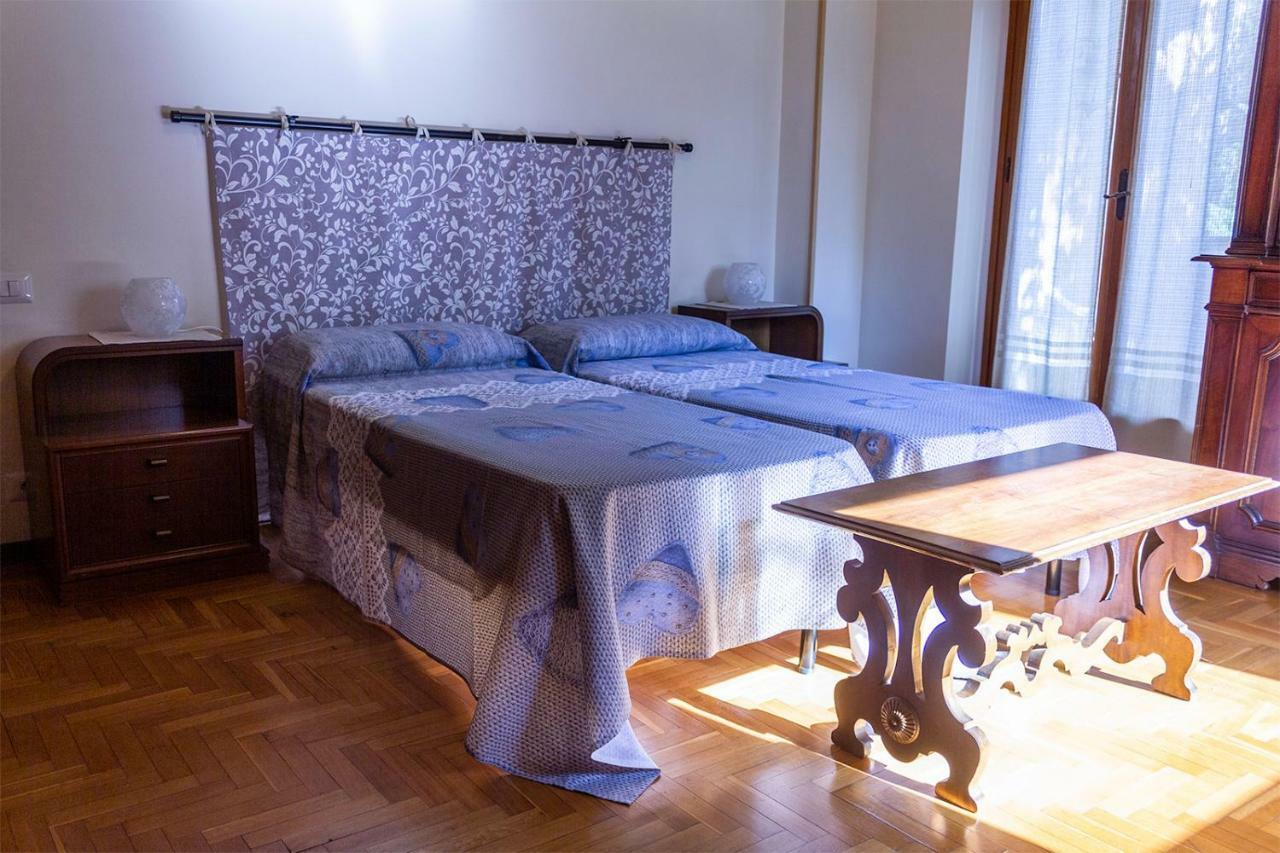 Casa Dei Laghi Apartment วิแตร์โบ ภายนอก รูปภาพ